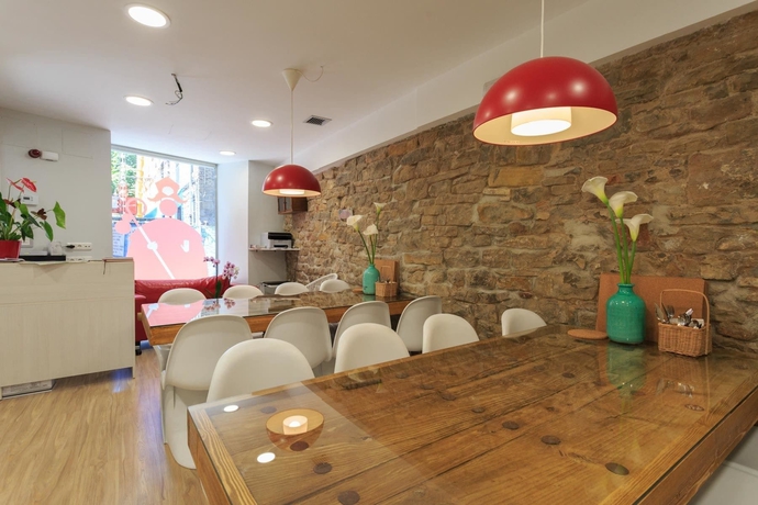 Imagen del bar/restaurante del Albergue De Pamplona-iruñako Aterpea. Foto 2
