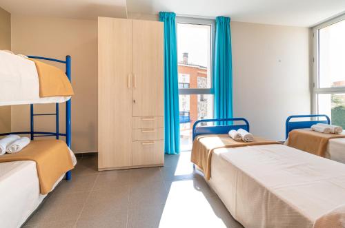 Imagen de la habitación del Albergue El R&iacute;o. Foto 15