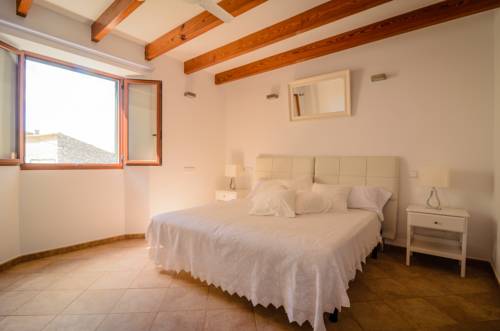 Imagen de la habitación del Albergue Embat alberg juvenil. Foto 4