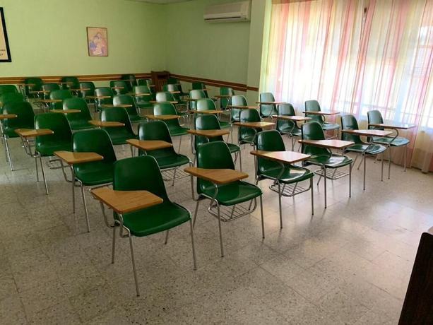 Imagen de la habitación del Albergue Ermita del Carmen. Foto 10