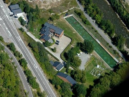 Imagen general del Albergue Escola De Pirag&uuml;isme De Sort. Foto 2