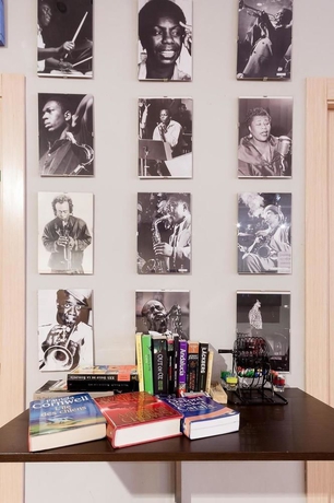 Imagen de los interiores del Albergue Feel Hostels Soho Malaga. Foto 8