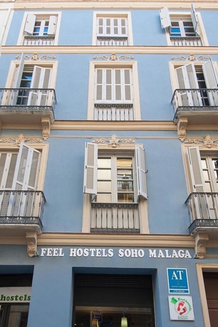 Imagen de los exteriores del Albergue Feel Hostels Soho Malaga. Foto 7