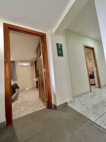 Imagen de la habitación del Albergue Finca San Nicolas. Foto 16