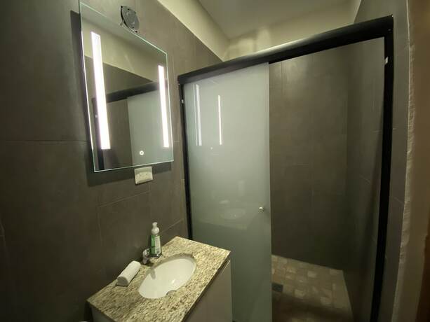 Imagen de la habitación del Albergue Finca San Nicolas. Foto 19