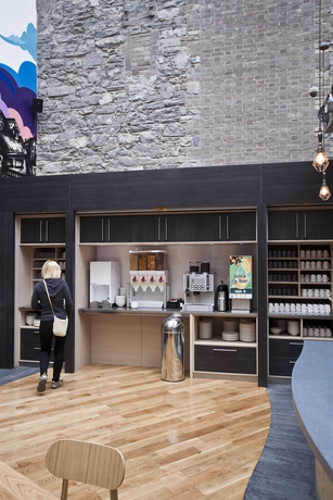 Imagen del bar/restaurante del Albergue Generator Dublin - Hostel. Foto 4