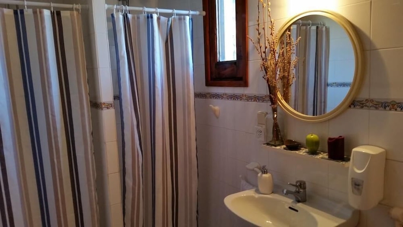 Imagen de la habitación del Albergue Hostal Xalet Refugi Pere Carné - Hostel. Foto 7