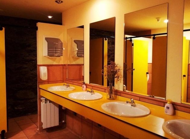 Imagen de la habitación del Albergue Hostal Xalet Refugi Pere Carné - Hostel. Foto 11