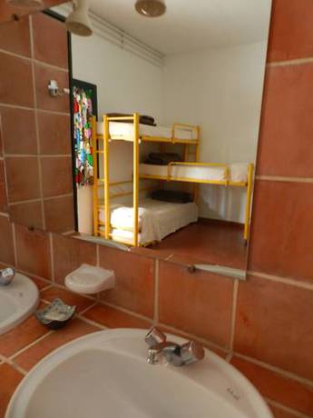 Imagen de la habitación del Albergue Hostel Layos, Toledo. Foto 11