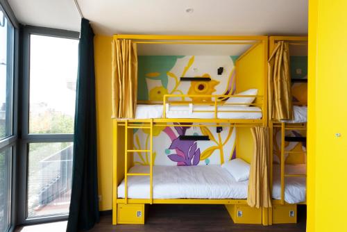 Imagen de la habitación del Albergue Hostelle - Women only hostel Barcelona. Foto 5