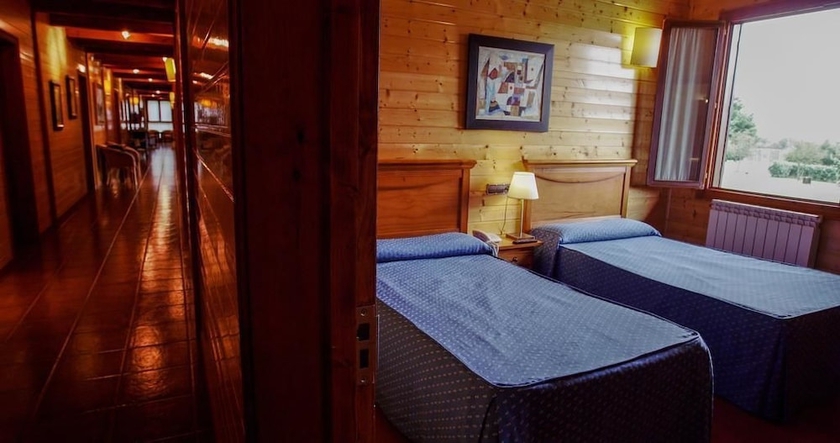 Imagen de la habitación del Albergue Hotel Alda Palas De Rei. Foto 11
