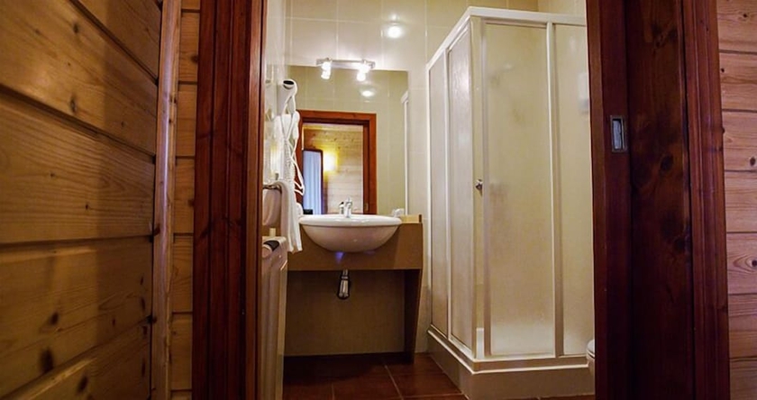 Imagen de la habitación del Albergue Hotel Alda Palas De Rei. Foto 13