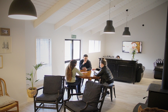 Imagen de los interiores del Albergue Hugo and Carter\'s Backpackers and Motel. Foto 16