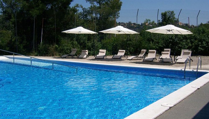 Imagen de la piscina del Albergue Inout. Foto 15