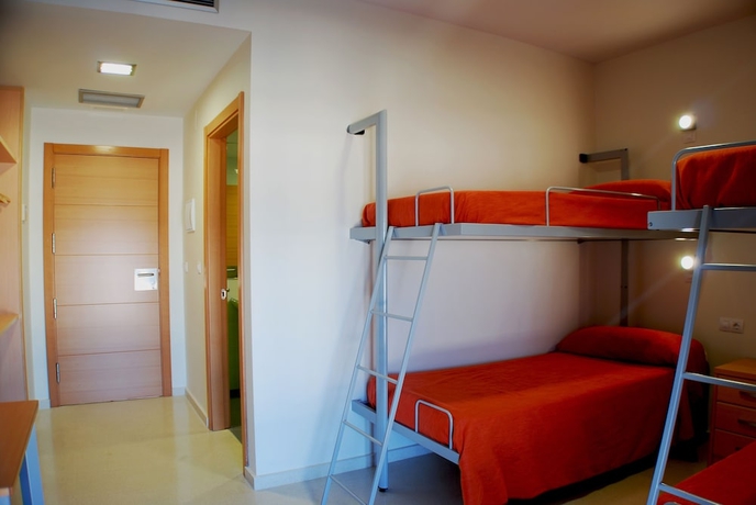 Imagen de la habitación del Albergue Inturjoven Chipiona - Hostel. Foto 7