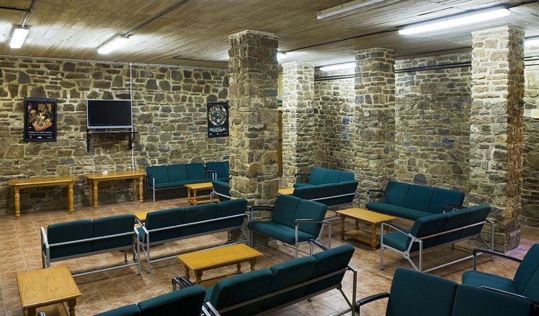 Imagen de los interiores del Albergue Inturjoven Cortes De La Frontera - Hostel. Foto 10