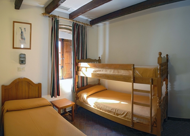 Imagen de la habitación del Albergue Inturjoven El Bosque - Hostel. Foto 7