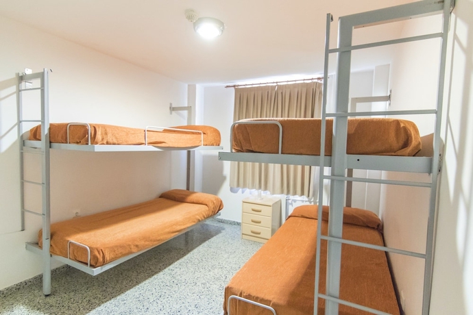 Imagen de la habitación del Albergue Inturjoven Granada - Hostel. Foto 6