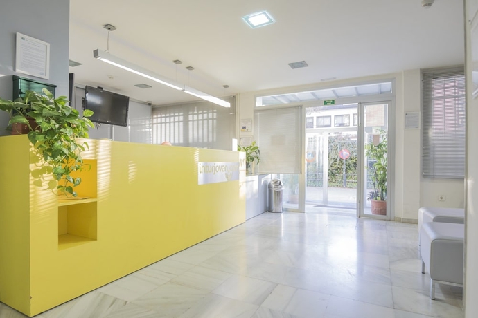 Imagen de los interiores del Albergue Inturjoven Granada - Hostel. Foto 12