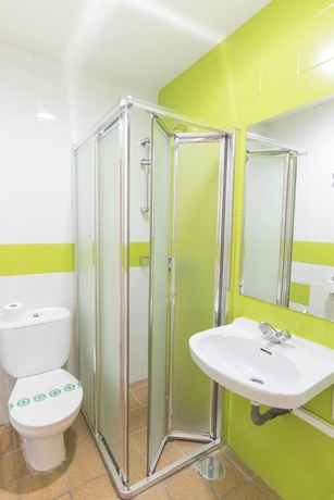 Imagen de la habitación del Albergue Inturjoven Granada - Hostel. Foto 11