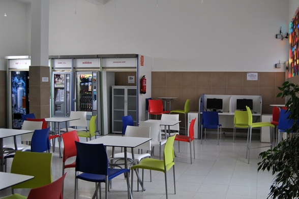 Imagen de los interiores del Albergue Inturjoven Jerez De La Frontera - Hostel. Foto 5