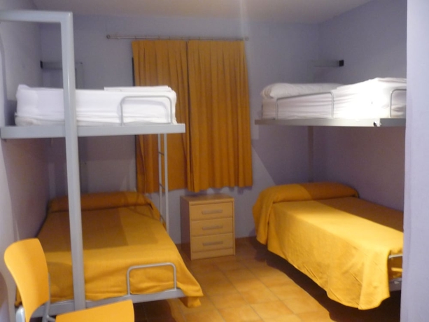 Imagen de la habitación del Albergue Inturjoven Punta Umbria - Hostel. Foto 4
