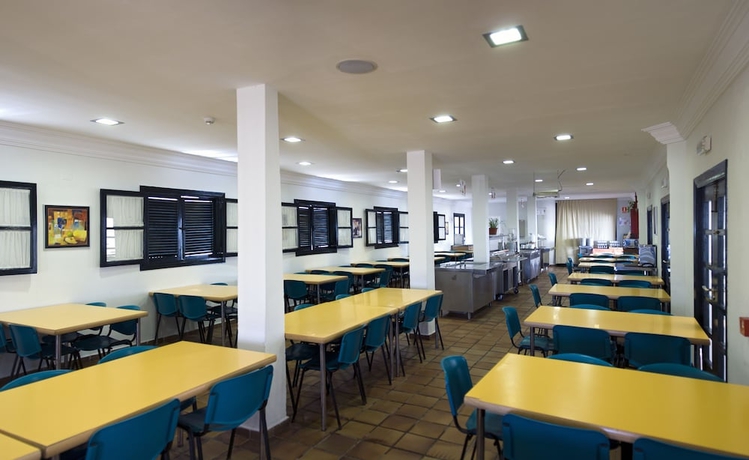 Imagen del bar/restaurante del Albergue Inturjoven Punta Umbria - Hostel. Foto 3