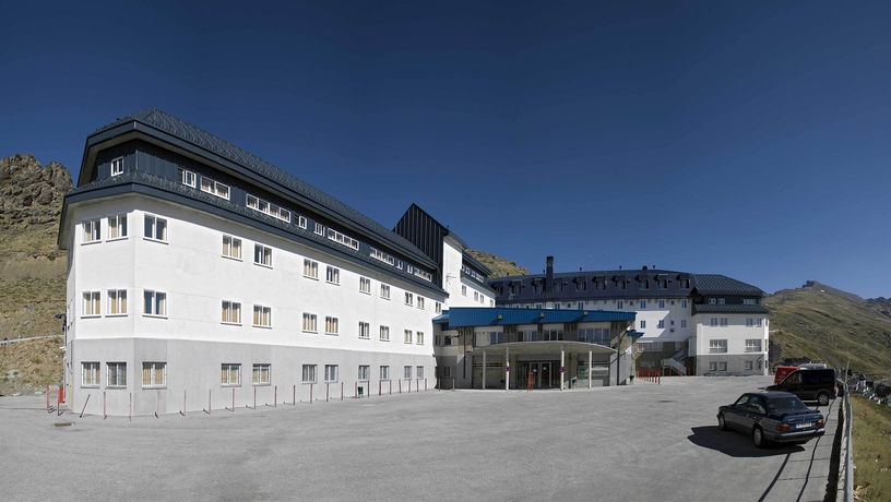 Imagen general del Albergue Inturjoven Sierra Nevada - Hostel. Foto 2