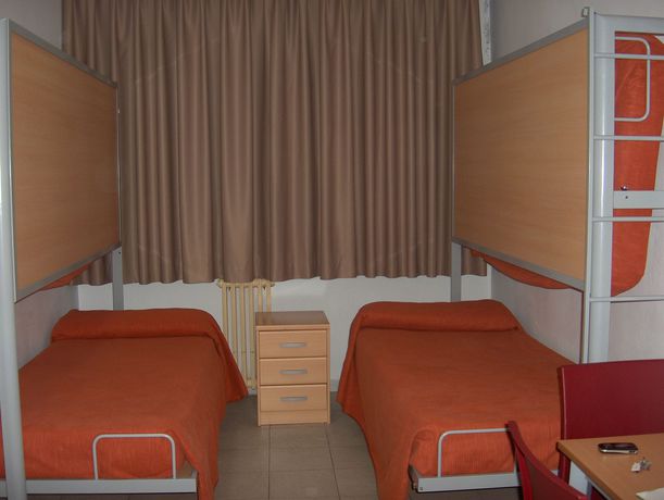 Imagen de la habitación del Albergue Inturjoven V&iacute;znar - Hostel. Foto 6