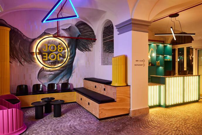 Imagen de los interiores del Albergue JO&JOE Roma. Foto 11