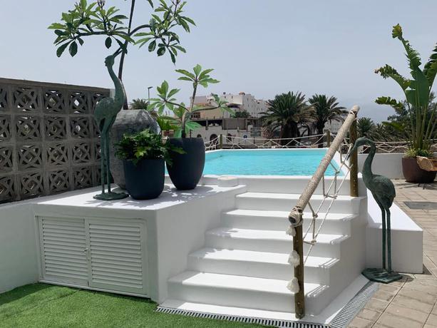 Imagen de la piscina del Albergue Jacío House. Foto 10