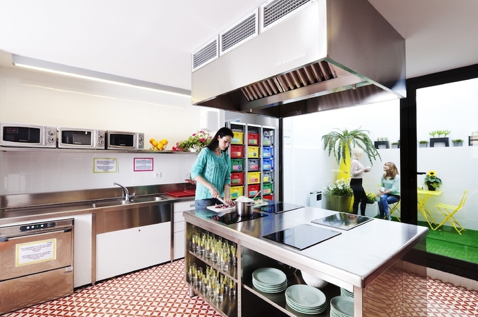 Imagen de los interiores del Albergue Jacobs Inn Barcelona. Foto 17