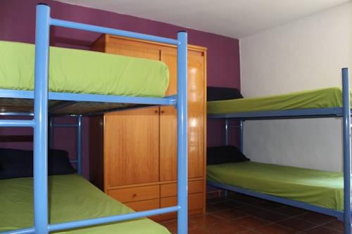 Imagen de los exteriores del Albergue Juvenil De Canfranc. Foto 7