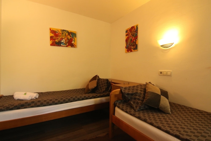 Imagen de la habitación del Albergue LIKE, Sarajevo. Foto 12