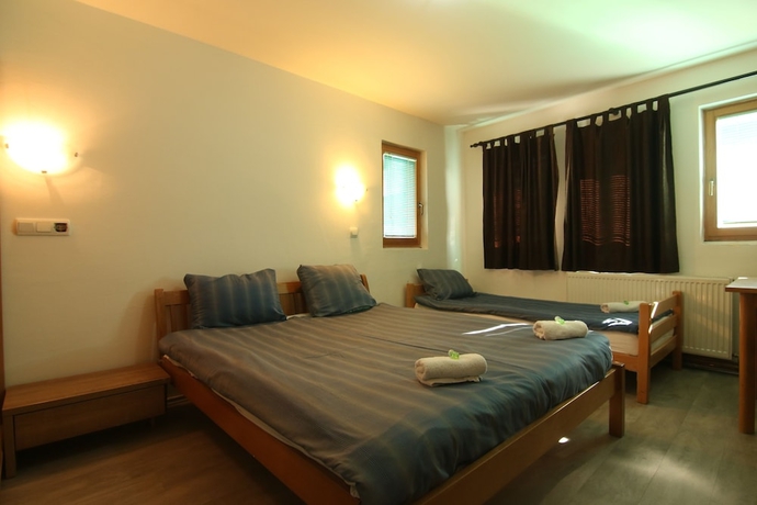 Imagen de la habitación del Albergue LIKE, Sarajevo. Foto 13