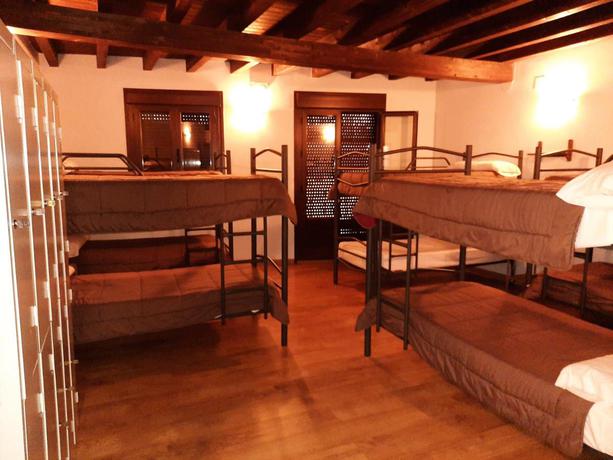 Imagen de la habitación del Albergue La Casa de Mi Abuela. Foto 6