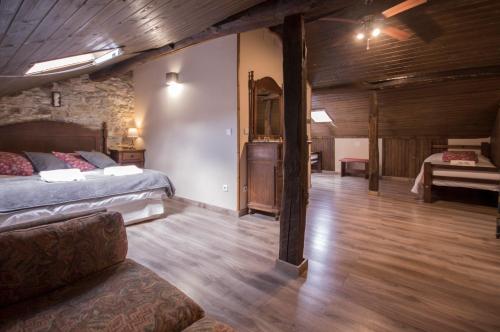 Imagen de la habitación del Albergue La Casona De Sarria, Sarria. Foto 6