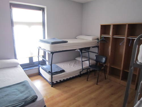 Imagen de la habitación del Albergue La Estaci&oacute;n, Llanes. Foto 9