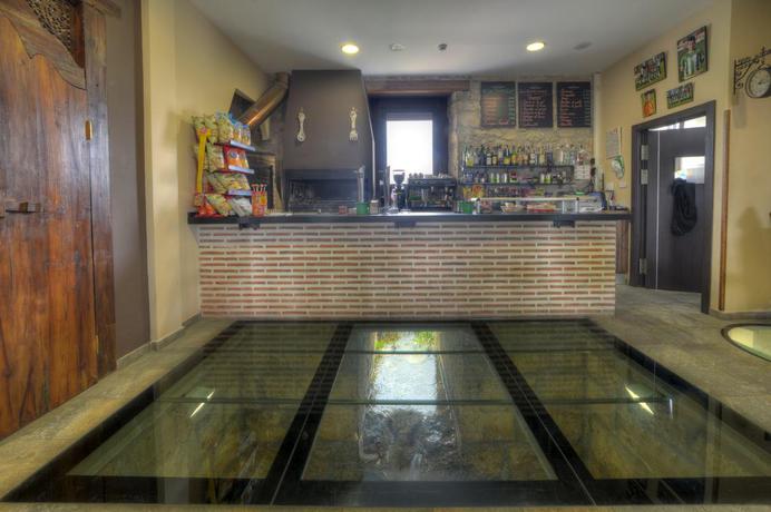 Imagen de los interiores del Albergue La Fábrica. Foto 11