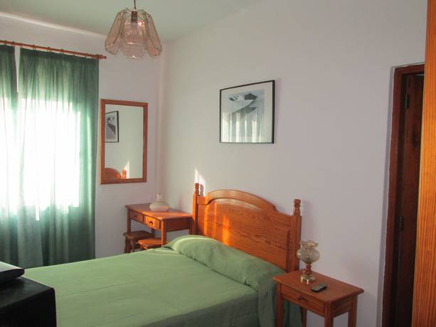 Imagen de la habitación del Albergue La Palma Hostel - Pensi&oacute;n Central. Foto 11