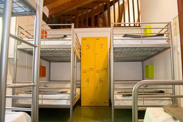 Imagen de la habitación del Albergue Lastur. Foto 2