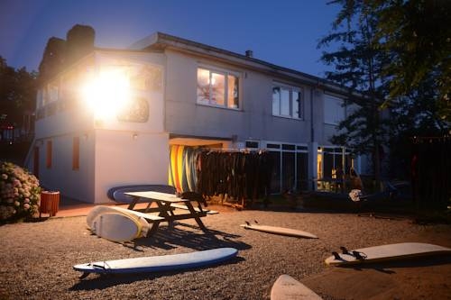 Imagen general del Albergue Latas Surf House. Foto 7