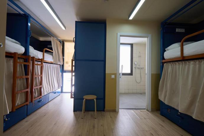Imagen de la habitación del Albergue Latroupe Poblenou Beach. Foto 4