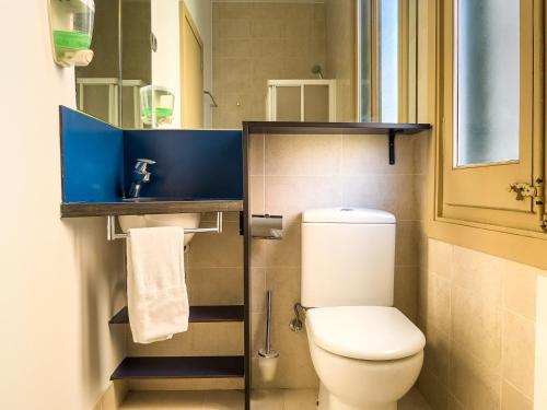 Imagen general del Albergue Leevin Stay Barcelona. Foto 6