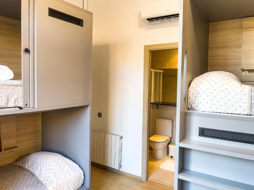 Imagen general del Albergue Leevin Stay Barcelona. Foto 9