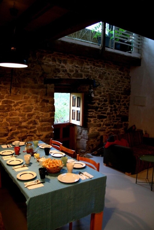 Imagen del bar/restaurante del Albergue Les Xendes. Parque de Redes. Foto 6