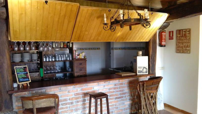 Imagen del bar/restaurante del Albergue Mandoia Aterpetxea. Foto 4
