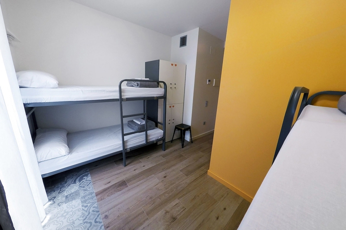 Imagen de la habitación del Albergue Meeting Point Hostels. Foto 3