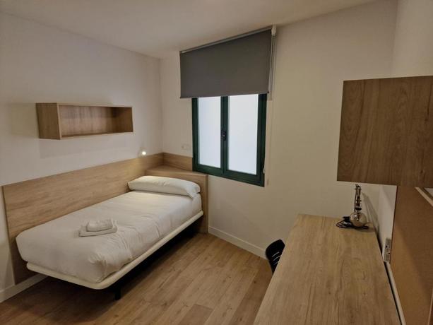 Imagen de la habitación del Albergue Micampus Leganés. Foto 5