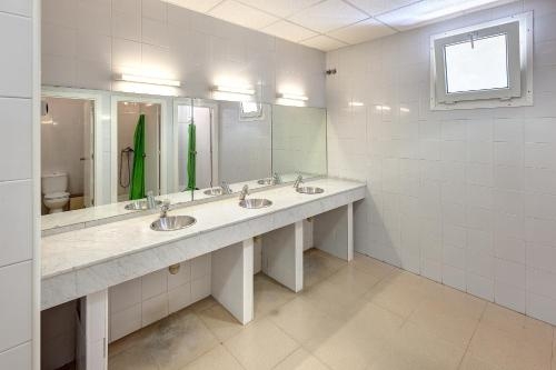 Imagen de la habitación del Albergue Montsec-mur. Foto 6